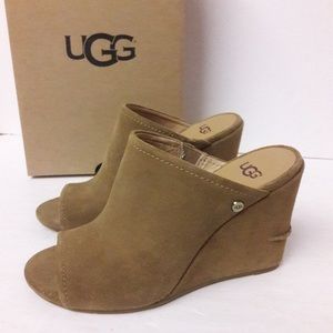 UGG Suede Slides